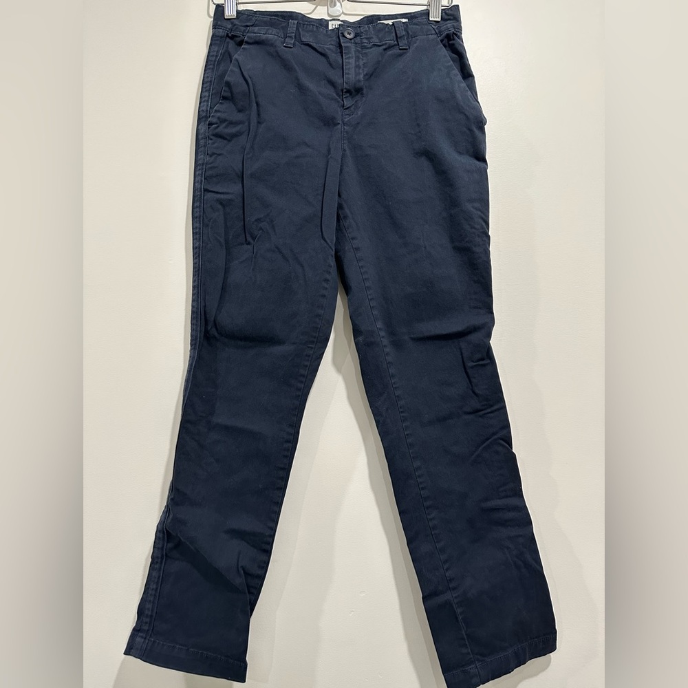 Gap (Gap for Good) navy girlfriend chino pants size 2